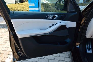 BMW X7 M60 XDrive — photo 17