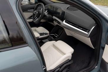 BMW X2 XDrive20d — photo 28