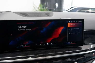 BMW X5 M Performance XDrive50e — photo 44