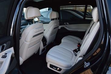BMW X7 M60 XDrive — photo 24