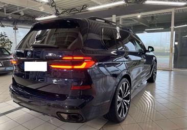 BMW X7 M Sport 40d — photo 8