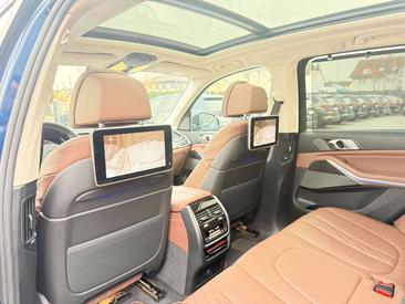 BMW X5 M Sport 40xd — photo 11