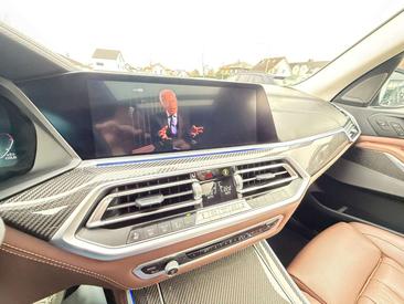 BMW X5 M Sport 40xd — photo 26