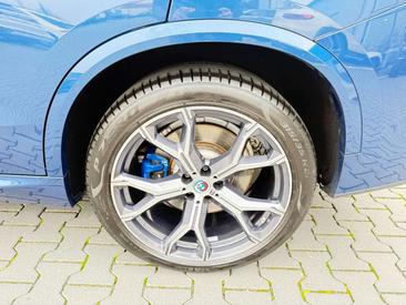 BMW X5 M Sport 40xd — photo 44