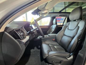 Volvo XC90 Recharge — photo 8