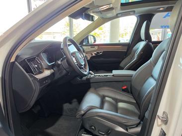 Volvo XC90 Recharge — photo 9
