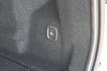 Volvo XC60 B4 Plus — photo 7
