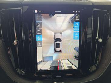 Volvo XC60 B5 — photo 26
