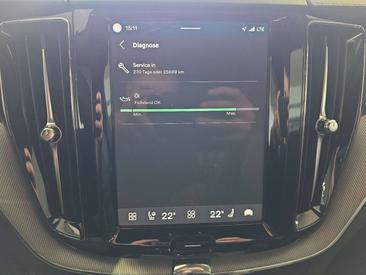 Volvo XC60 B5 — photo 32