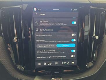 Volvo XC60 B5 — photo 34