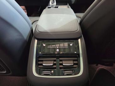 Volvo XC90 Recharge — photo 19