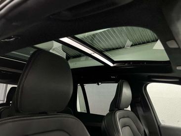 Volvo XC90 T8 Ultimate — photo 11