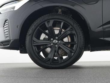 Volvo XC60 T8 — photo 19