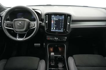 Volvo XC40 Recharge Plus — photo 13