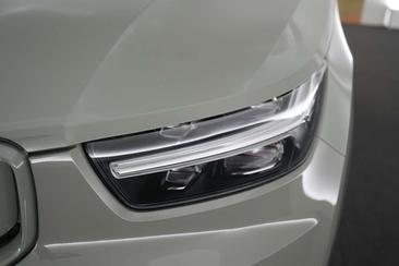 Volvo XC40 Recharge Plus — photo 18