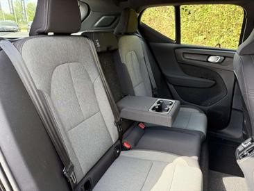 Volvo XC40 B3 Core — photo 8