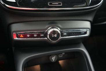 Volvo C40 Twin Motor — photo 31