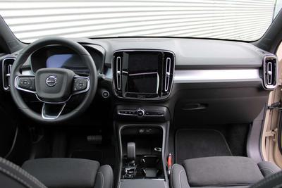 Volvo XC40 B4 Plus