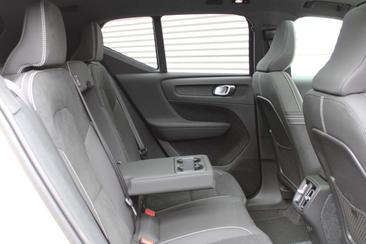 Volvo XC40 B4 Plus — photo 5