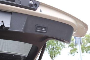 Volvo XC40 B4 Plus — photo 9
