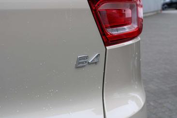 Volvo XC40 B4 Plus — photo 11