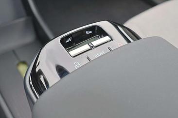 Volvo XC60 — photo 5