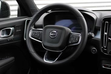 Volvo XC40 B4 Plus — photo 15
