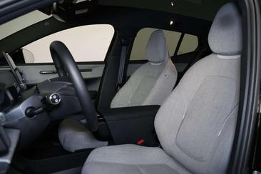 Volvo XC60 — photo 9