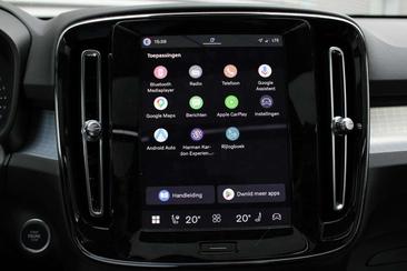 Volvo XC40 B4 Plus — photo 22