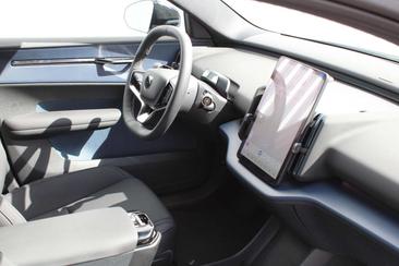 Volvo XC60 — photo 6