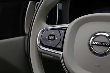 Volvo XC60 T6 Recharge Plus — photo 41