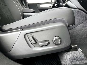 Volvo XC40 B4 Plus — photo 7