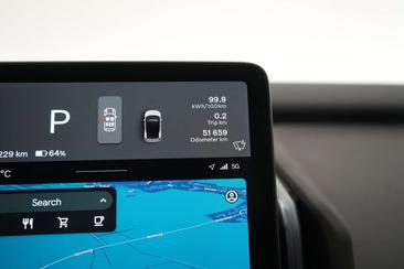 Volvo XC60 — photo 14