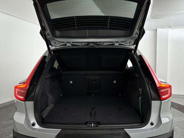 Volvo XC40 B4 Plus — photo 15