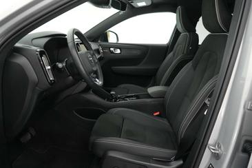 Volvo XC40 T4 Recharge Ultimate — photo 17