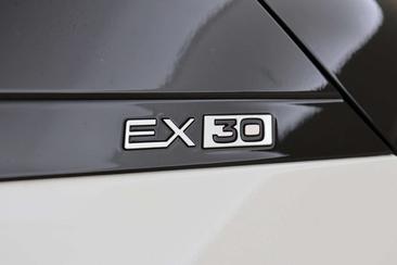 Volvo XC60 — photo 30