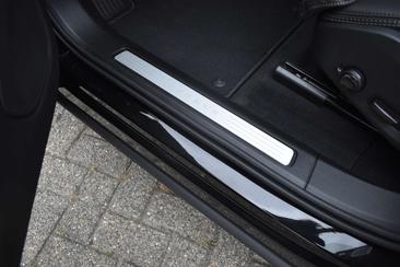 Volvo XC60 T8 Recharge — photo 12