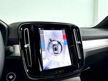 Volvo XC40 B4 Plus — photo 26