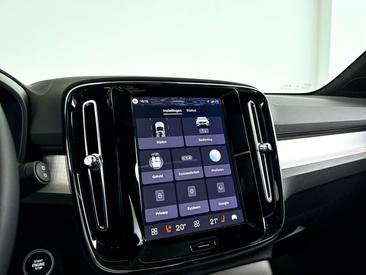 Volvo XC40 B4 Plus — photo 27