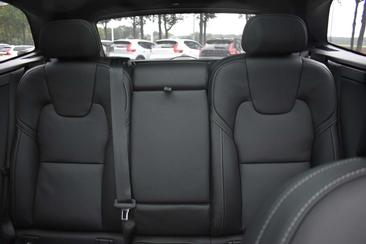 Volvo XC60 T8 Recharge — photo 19