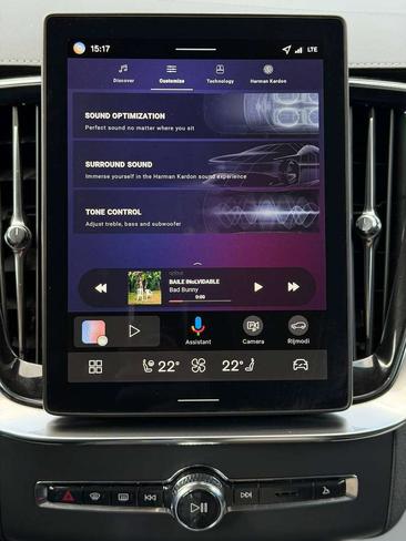 Volvo XC90 T8 Recharge Plus — photo 17