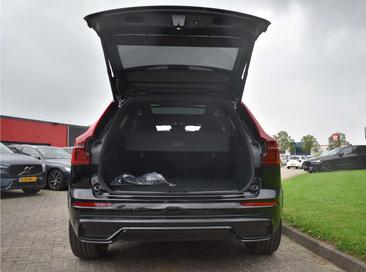 Volvo XC60 T8 Recharge — photo 24
