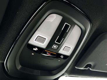 Volvo XC40 B4 Plus — photo 30