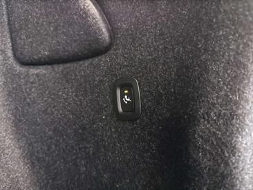 Volvo XC40 B4 Plus — photo 16