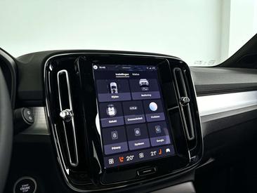 Volvo XC40 B4 Plus — photo 25