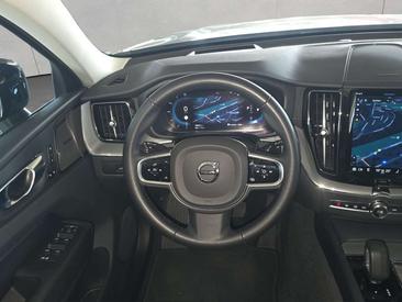 Volvo XC60 B5 Ultimate — photo 8