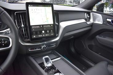 Volvo XC60 T8 Recharge — photo 38
