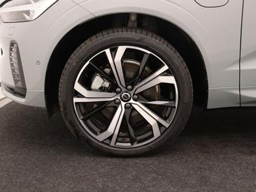 Volvo XC60 T8 Recharge Plus — photo 7