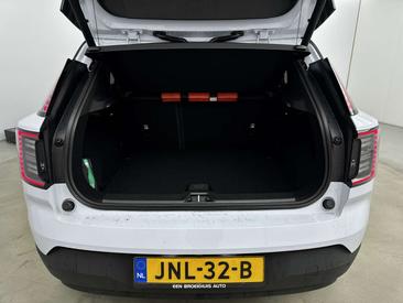 Volvo XC60 — photo 18