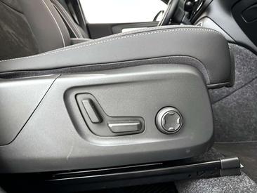 Volvo XC40 B4 Plus — photo 32